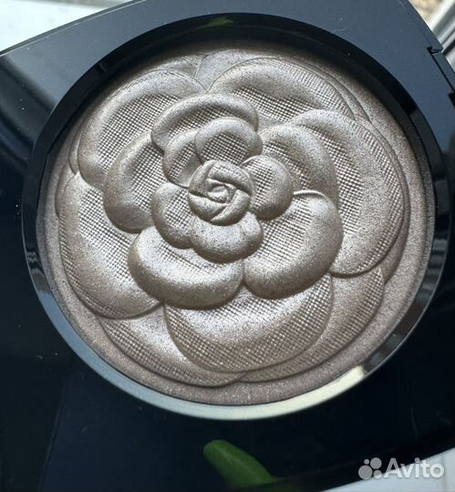 Chanel пудра хайлайтер camelia de chanel