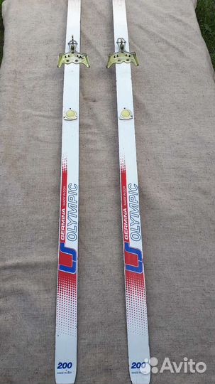 Беговые лыжи