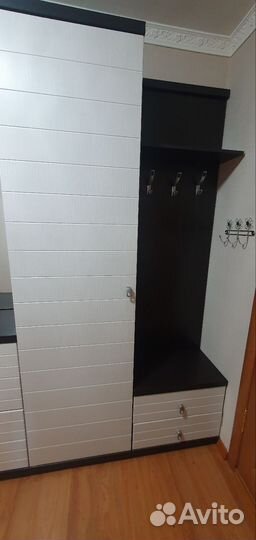 Шкаф в прихожую бу