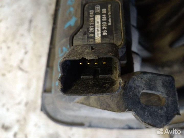 Коллектор впускной Peugeot 307