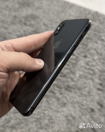 iPhone X, 64 ГБ