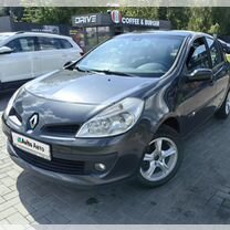 Renault Clio 1.6 MT, 2007, 130 000 км, с пробегом, цена 650 000 руб.