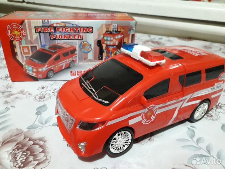 Машина трансформер Новая