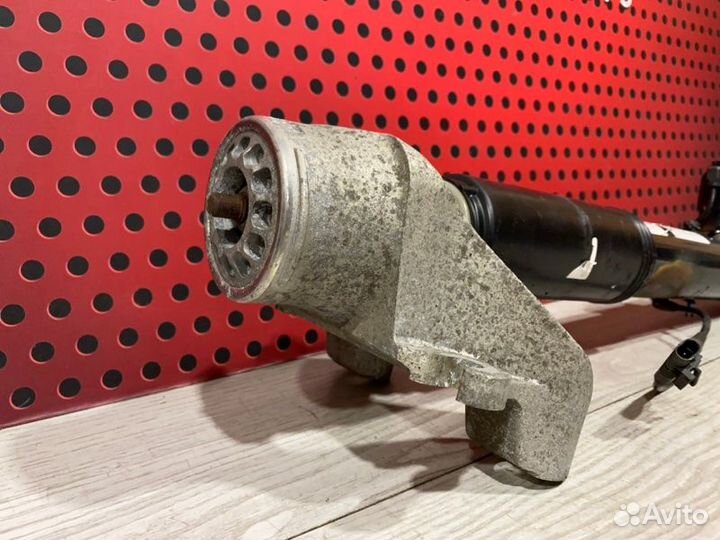 Амортизатор задний правый Volvo Xc90 B4204T34 2018