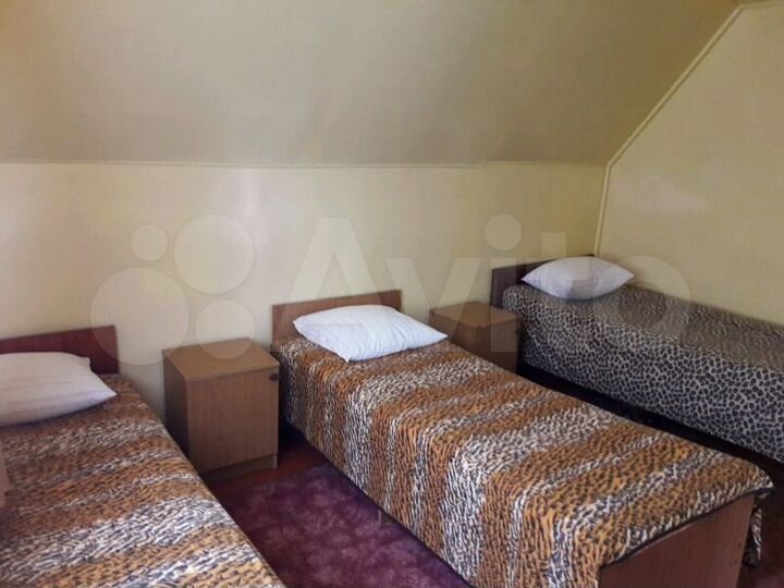 Комната 12 м² в 4-к., 3/3 эт.