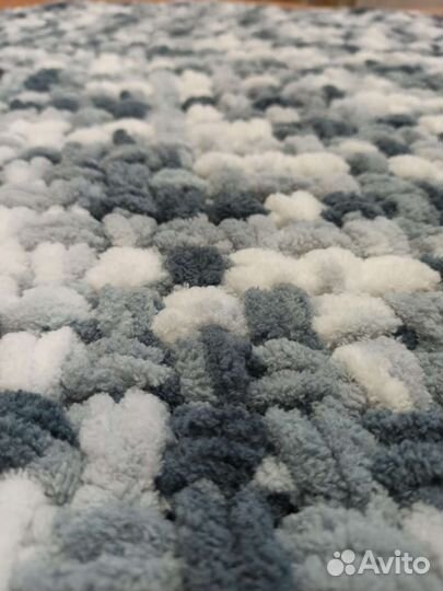 Плед вязаный ручной работы