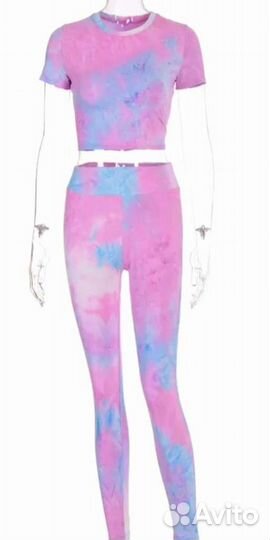 Костюм для йоги и фитнеса