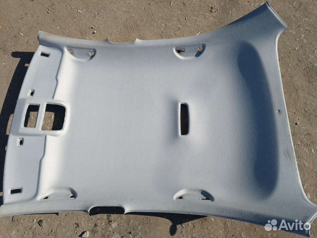 Обшивка потолка Skoda Rapid