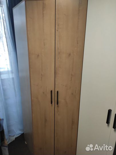 Шкаф угловой