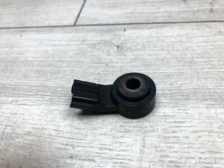 Датчик детонации Toyota Corolla хэтчбек 3ZZ-FE