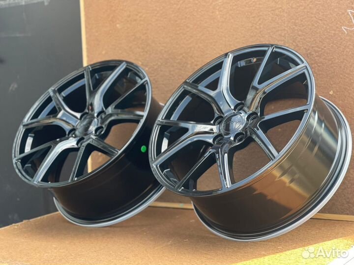 Диски Jeep SRT R20 5-127 черные глянцевые