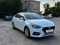 Hyundai Solaris 1.4 AT, 2018, 393 018 км, с пробегом, цена 840 000 руб.