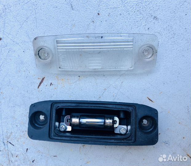 Плафон подсветки номера Киа Сид Соренто Спортейдж