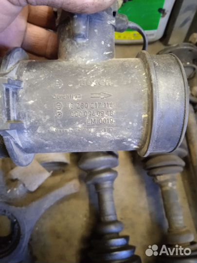 Капот вито 638