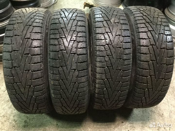 Roadstone Winguard Ice 195/55 R15