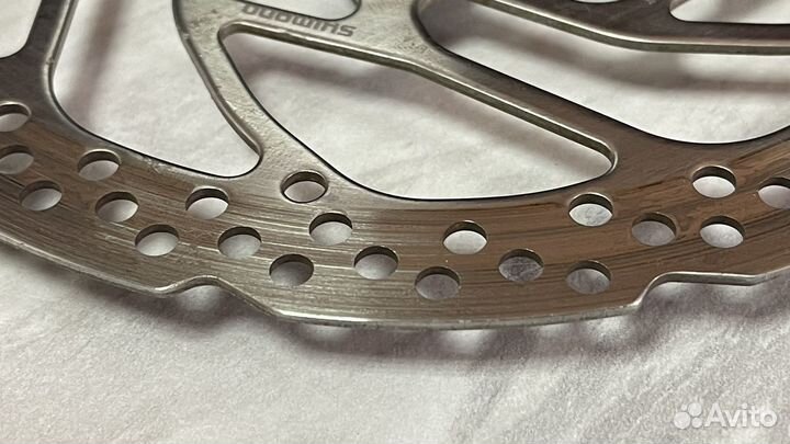 Ротор тормозной Shimano SM-RT 30-M c.lock 180mm