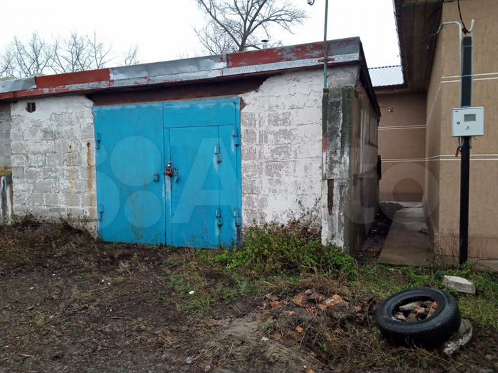 Гараж, > 30 м²