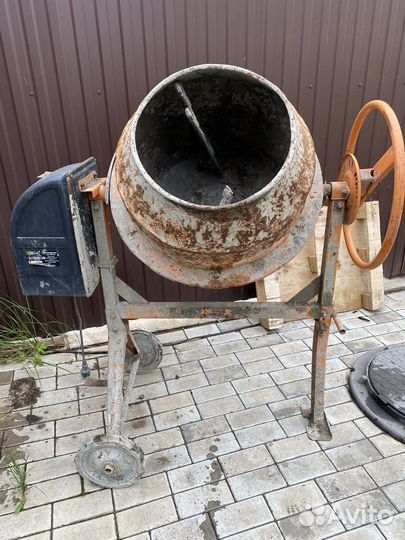 Бетономешалка в аренду