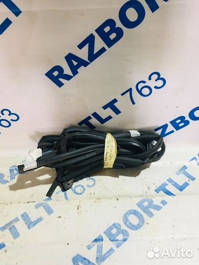 Уплотнитель двери hyundai solaris 1 1.6 мт хетчбек