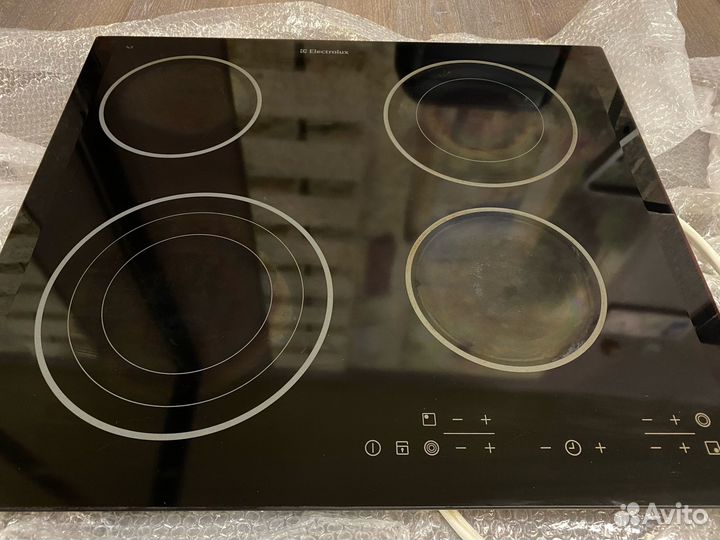 Электрическая варочная панель Electrolux