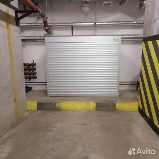 Роллетные шкафы в паркинг/ Шкаф для паркинга