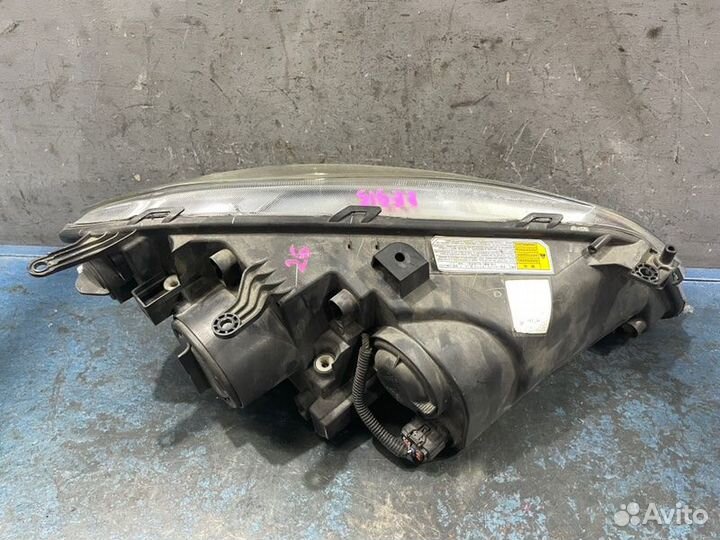 Фара ксенон левая Suzuki Kizashi RE