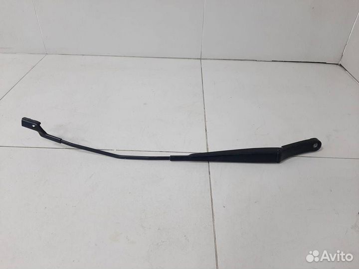 Поводок стеклоочистителя передний правый Skoda Rap