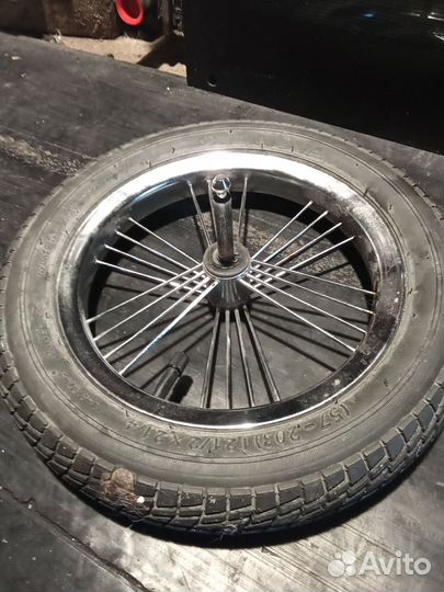 Два колеса от коляски