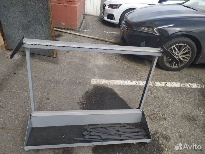 Подставка под лыжи