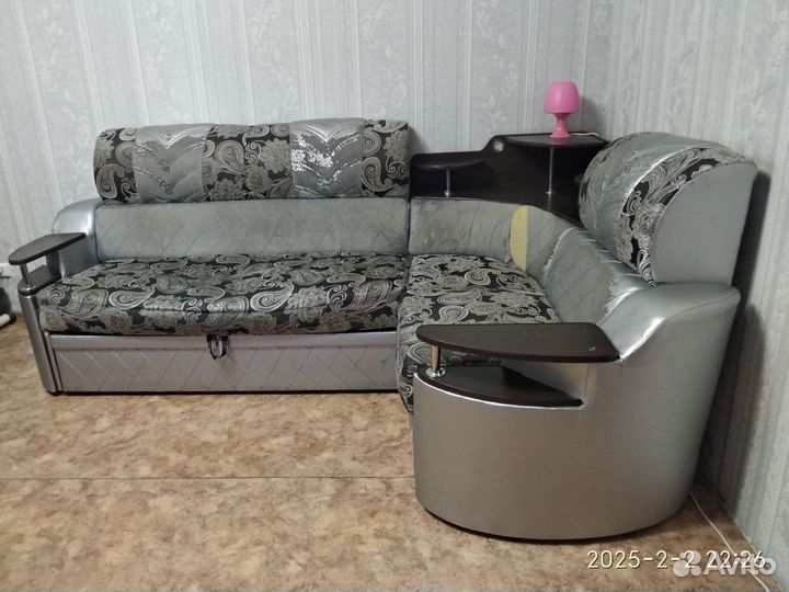 Диван угловой