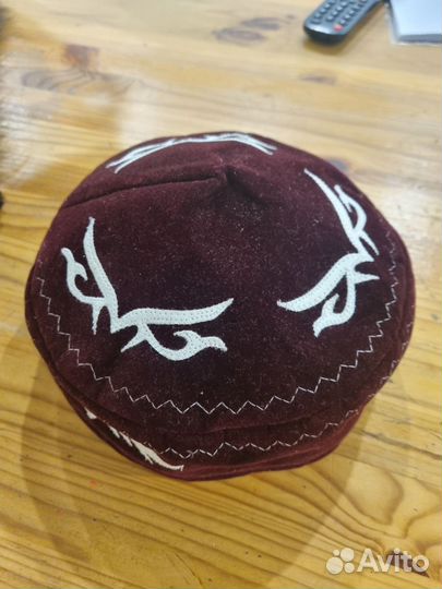 Бурятская шапка, татарская тюбетейка