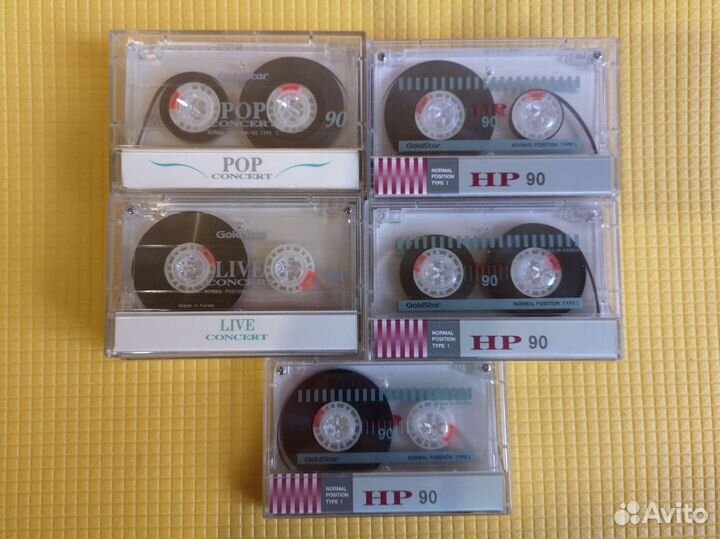 Аудиокассеты с записью 108 штук