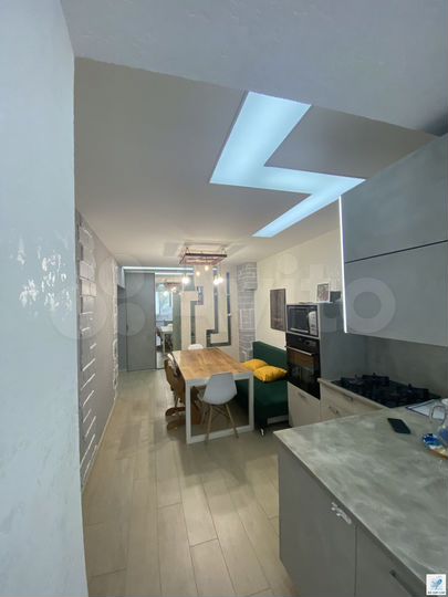 2-к. квартира, 65,7 м², 2/9 эт.