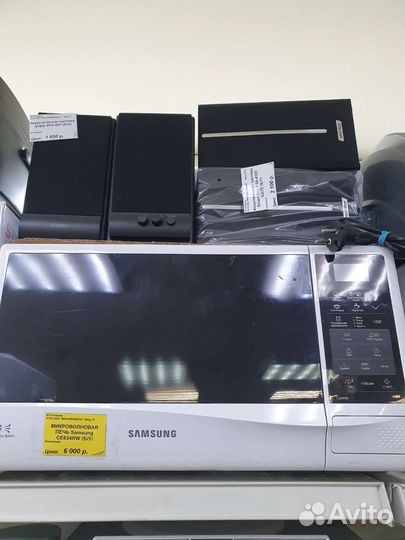 Микроволновка samsung ME834RW