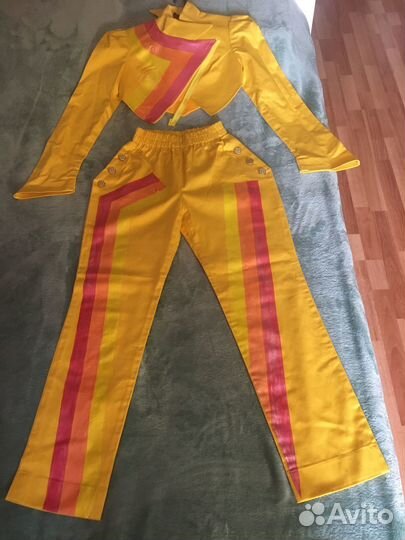 Концертный костюм