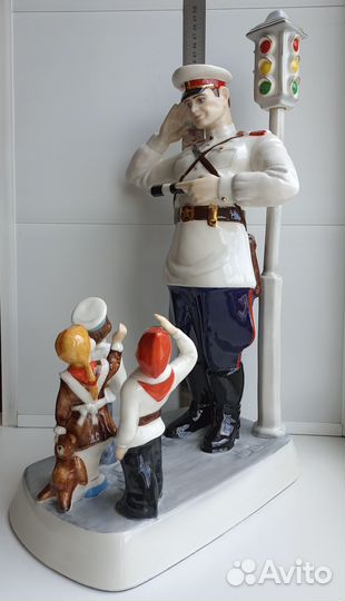 47 см 33 см Фарфор статуэтка Дядя Степа милиционер