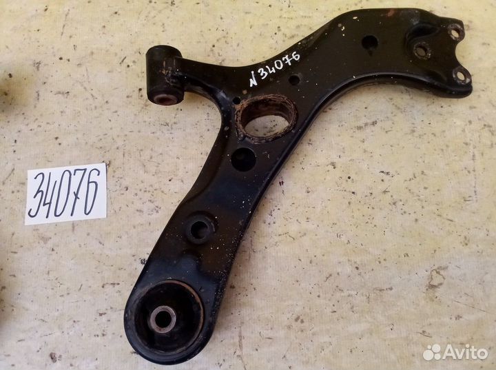 Toyota RAV4 Рычаг передний нижний левый и правый