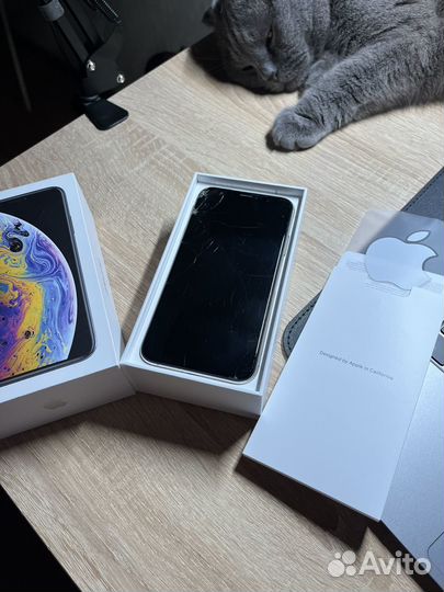 iPhone Xs, 64 ГБ