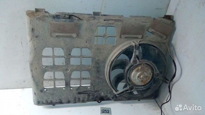 Диффузор вентилятора радиатора Audi A6 седан 2.0I