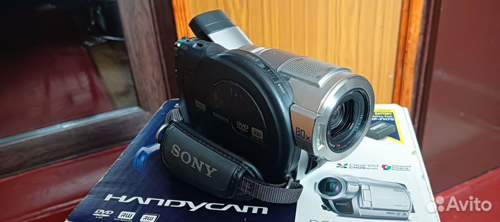 Видео камера дисковая sony DCR-DVD 408E