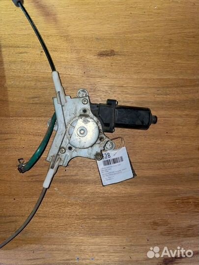 Эл.стеклоподъемник в сборе передний правый