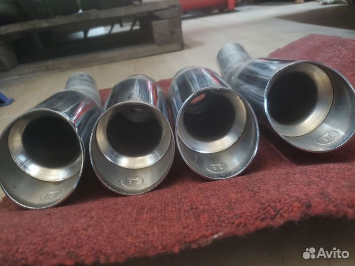 Насадки Brabus на глушитель