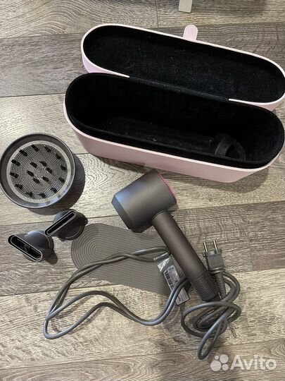 Dyson фен