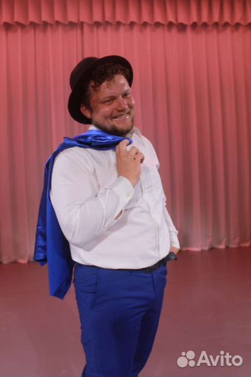 Ведущий мероприятий