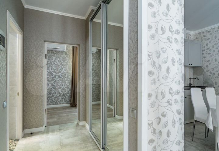 2-к. квартира, 65 м², 4/4 эт.