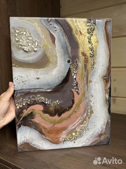 Картина из эпоксидной смолы Срез камня