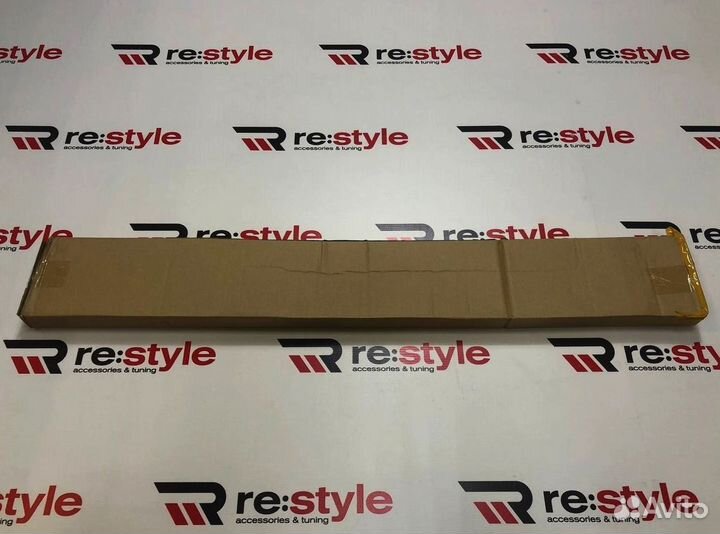 Спойлер на крышку багажника Lexus IS250 с 13г