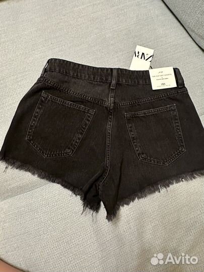 Шорты новые zara со стразами