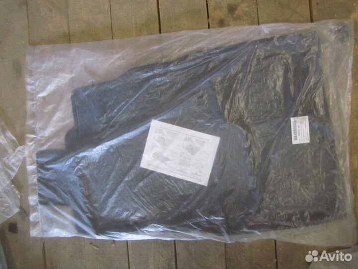 Комплект ковриков в салон opel astra j