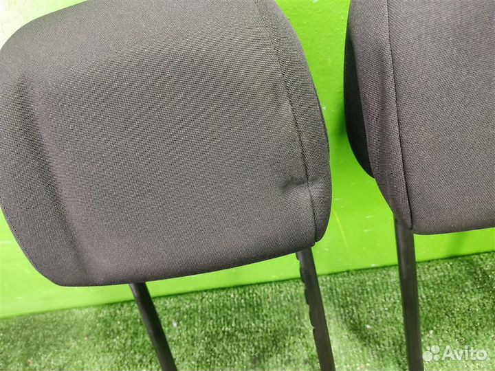 Подголовники комплект Citroen C4 Picasso 2007